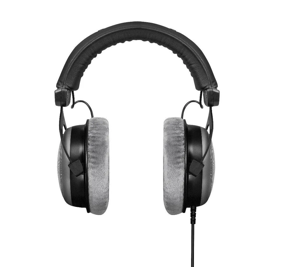 Beyerdynamic DT 880 PRO Studio Semi-Open-Back Headphones 250 ohm (Open Box)