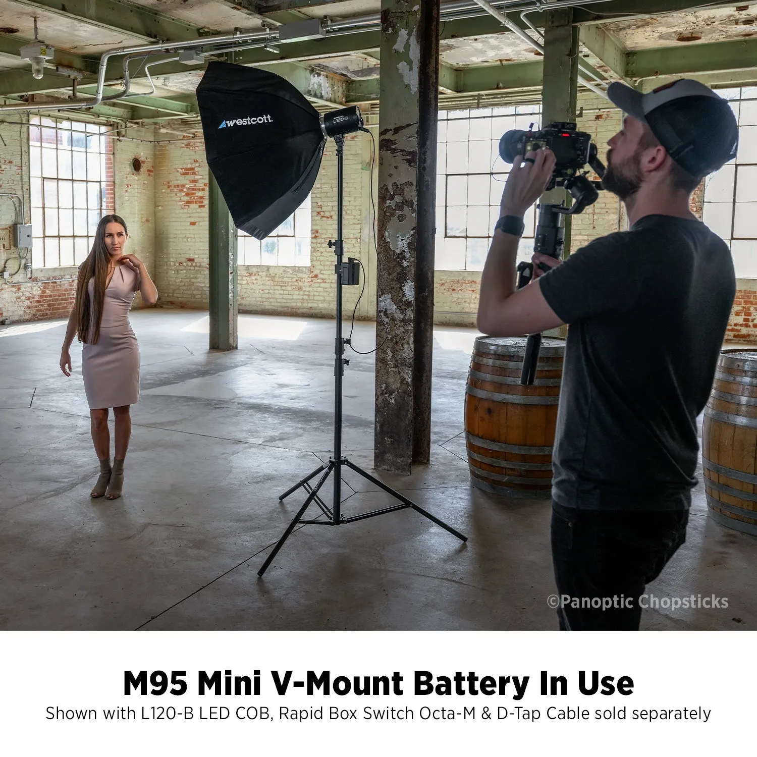 MV95 Mini V-Mount Battery with USB-C and Charger (14.8V, 95Wh)