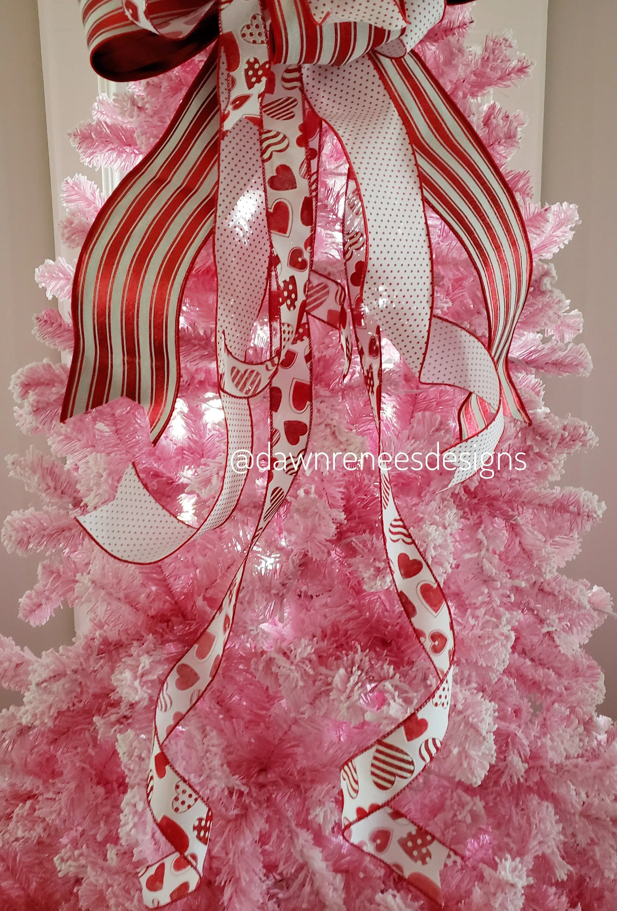 Red White Valentines Tree Bow with Long Streamers